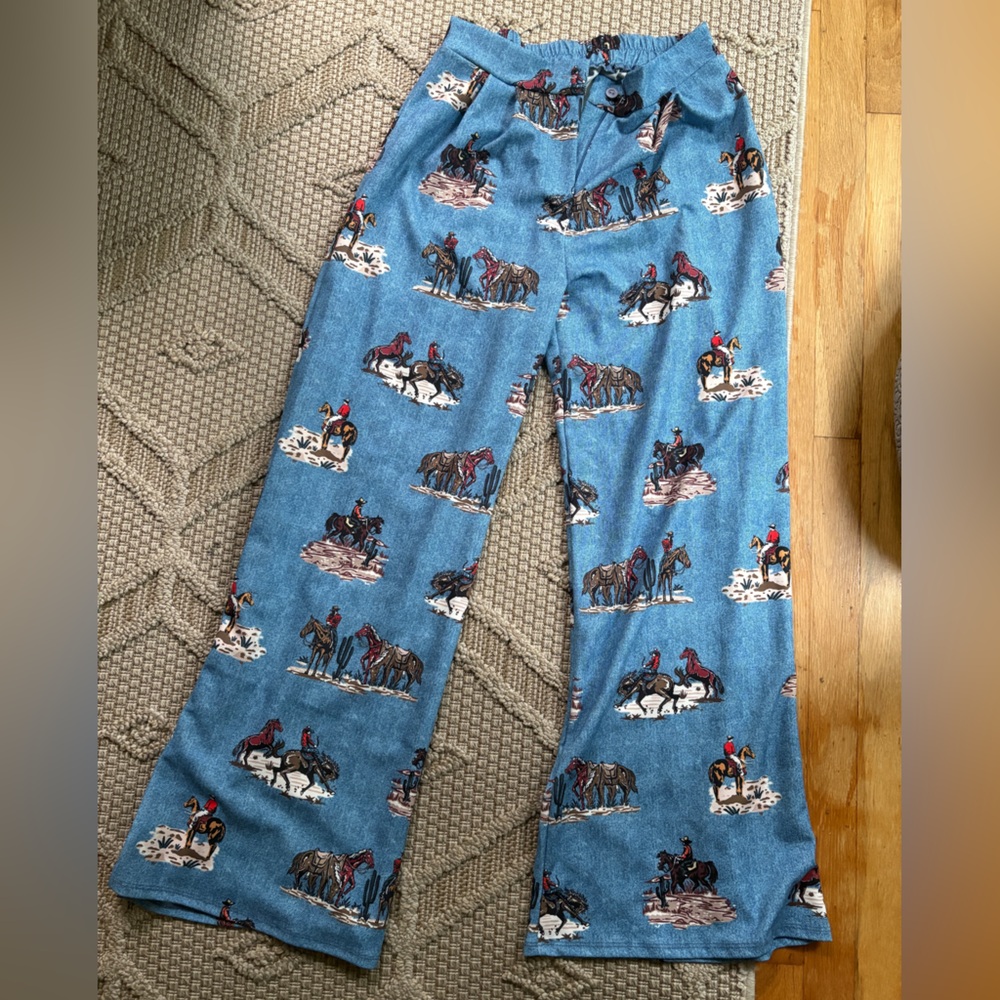NWOT Nylon Apparel high rise wide leg cowboy themed pants, size L